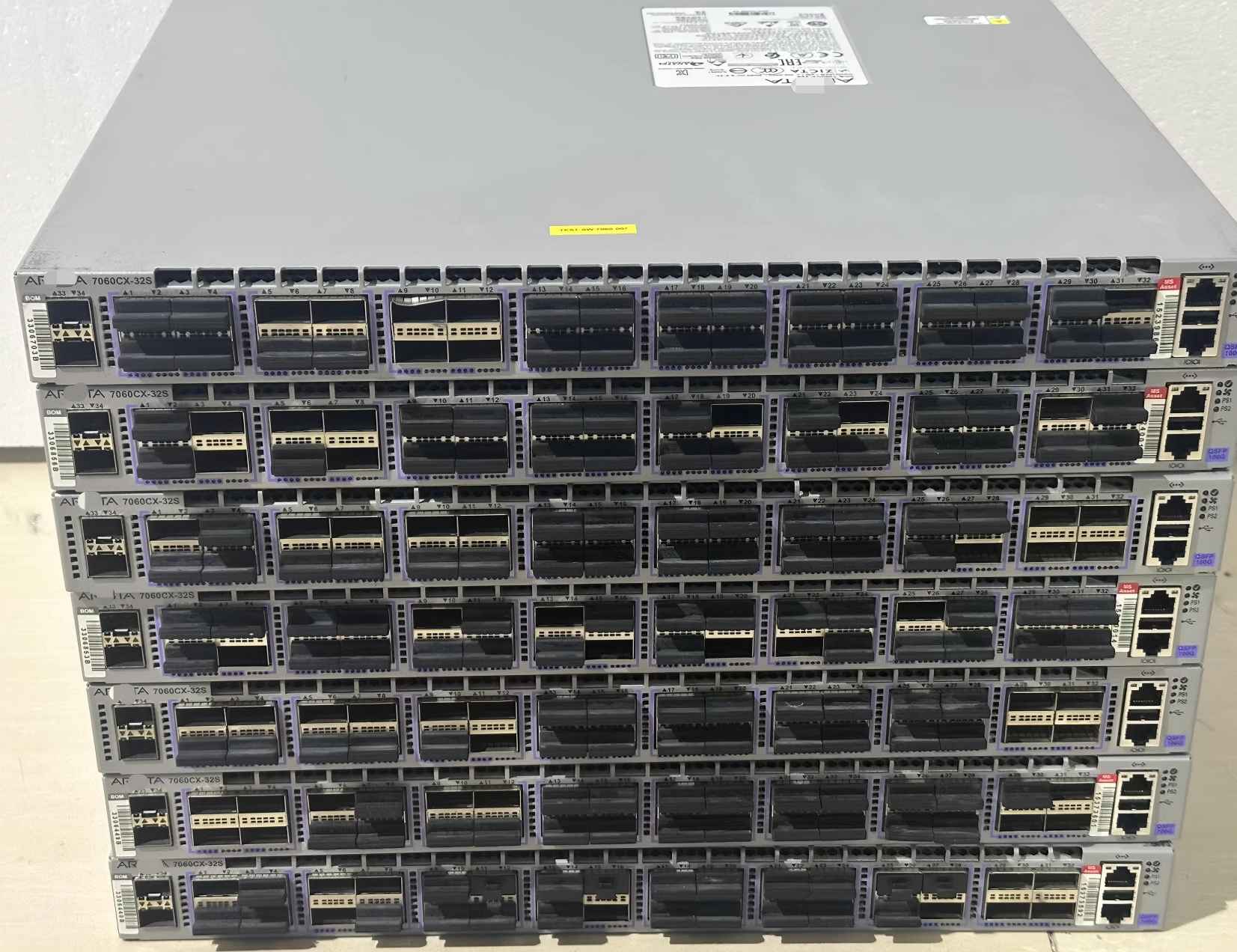 Arista DCS-7060CX-32S-F 32-Port Data Center Switch
