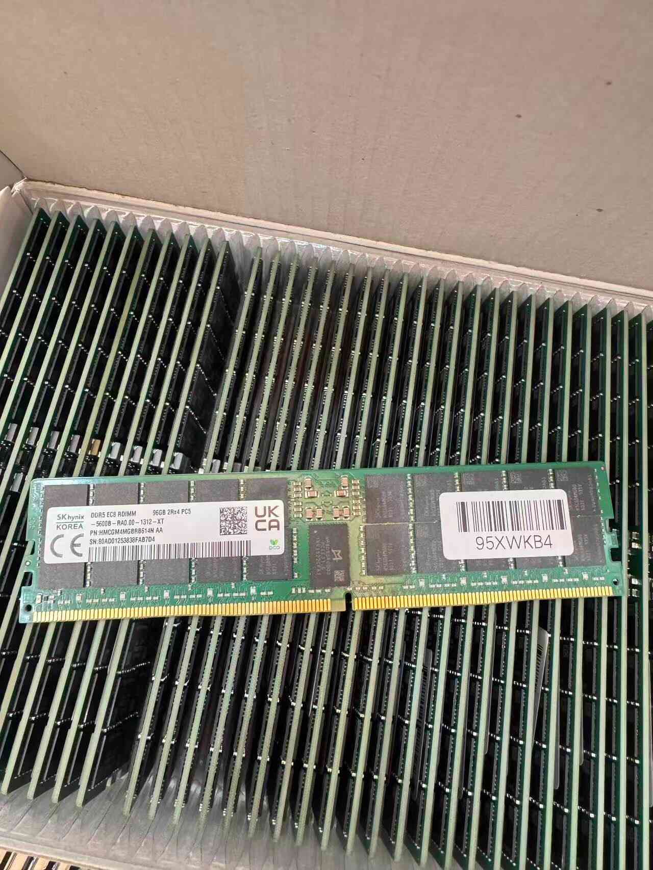 In Stock DDR5 EC8 96G6400dc26 96G5600dc25 Memory Module