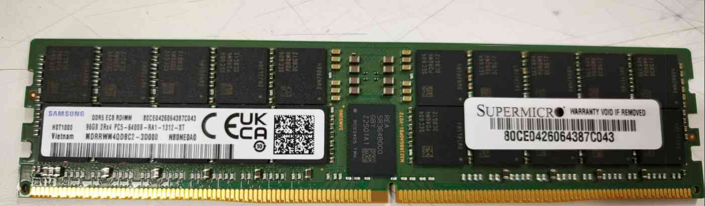 In Stock DDR5 EC8 96G6400dc26 96G5600dc25 Memory Module