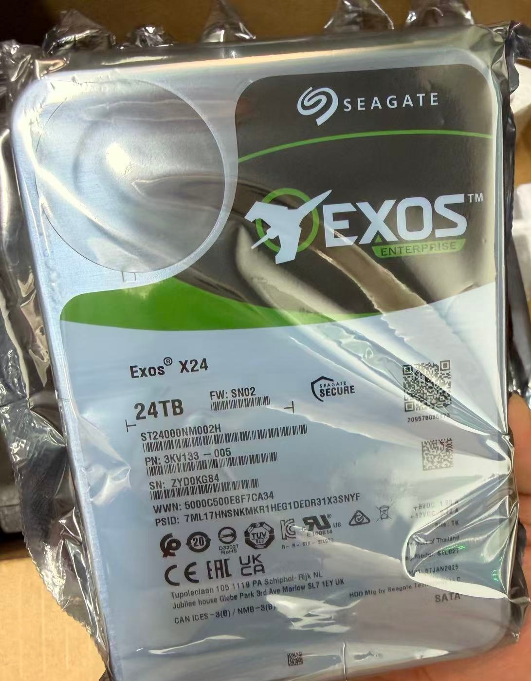 ST24000NM002H 24TB Internal SATA Enterprise-Class Hard Drive 512MB Cache 7200 RPM for Storage Servers RAID Arrays