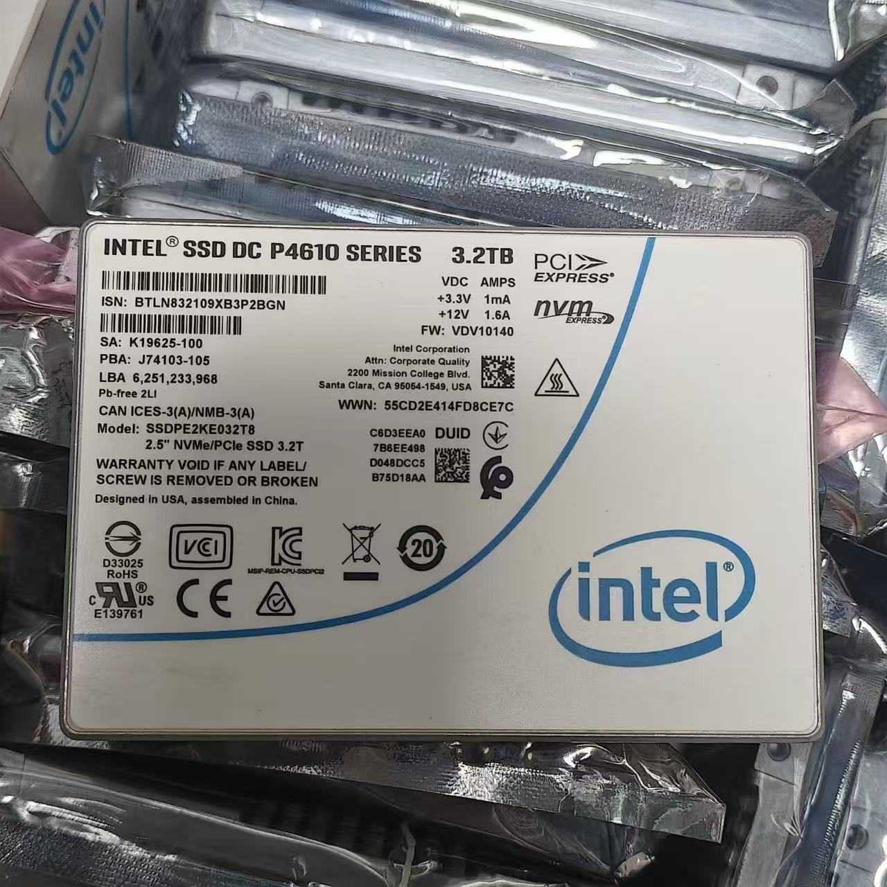 Intel SSDPE2KE032T8 P4610 3.2TB 2.5